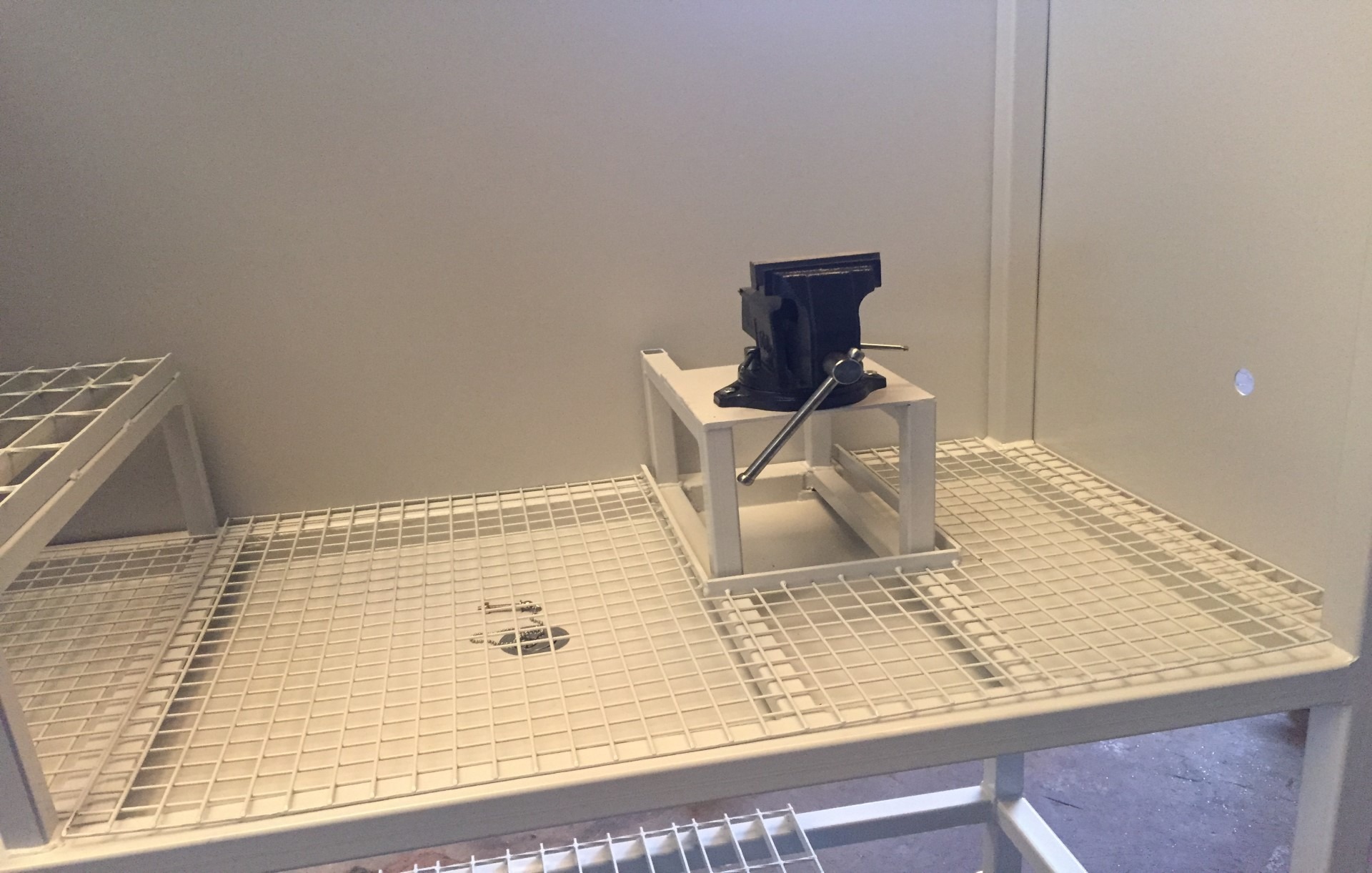 component_cleaning_station